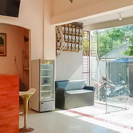 Waringin Residence Redpartner メダン エクステリア 写真