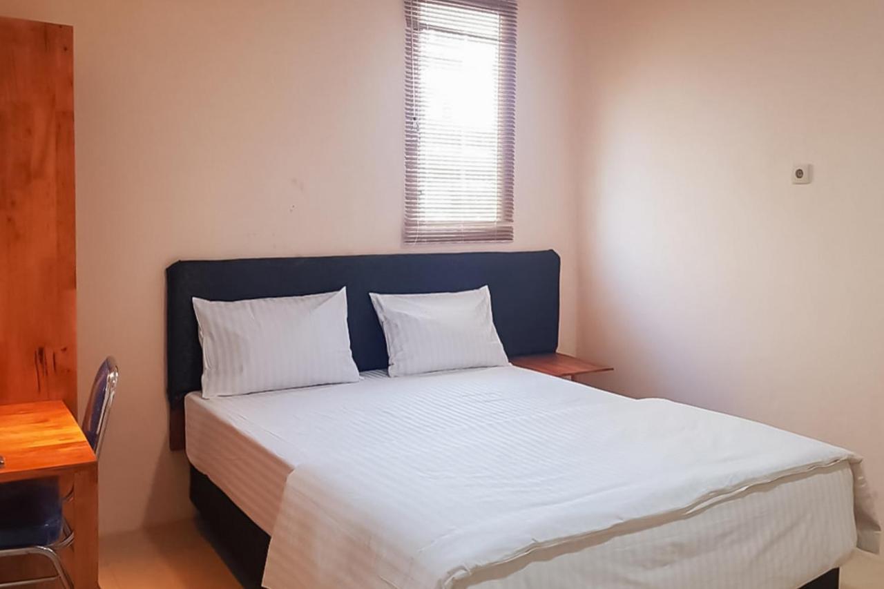 Waringin Residence Redpartner メダン エクステリア 写真