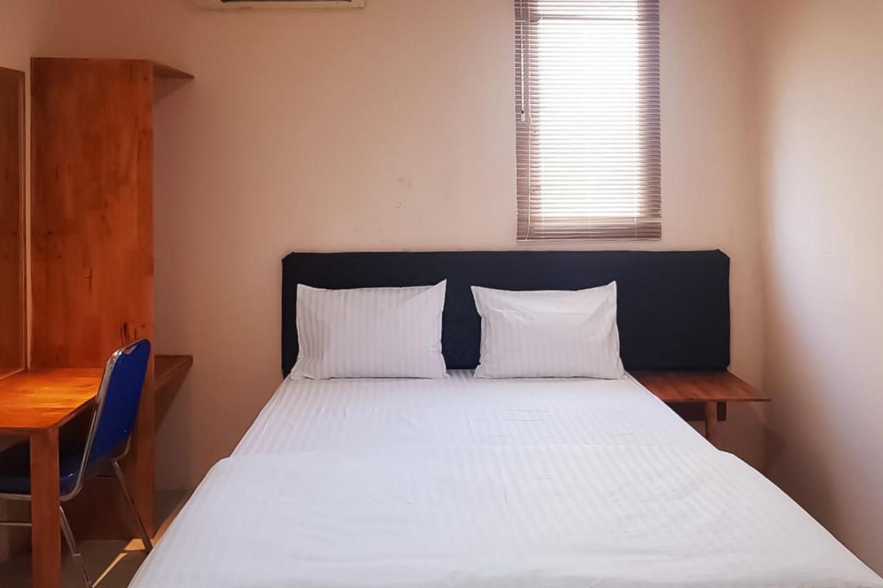 Waringin Residence Redpartner メダン エクステリア 写真