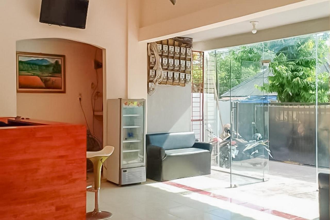 Waringin Residence Redpartner メダン エクステリア 写真
