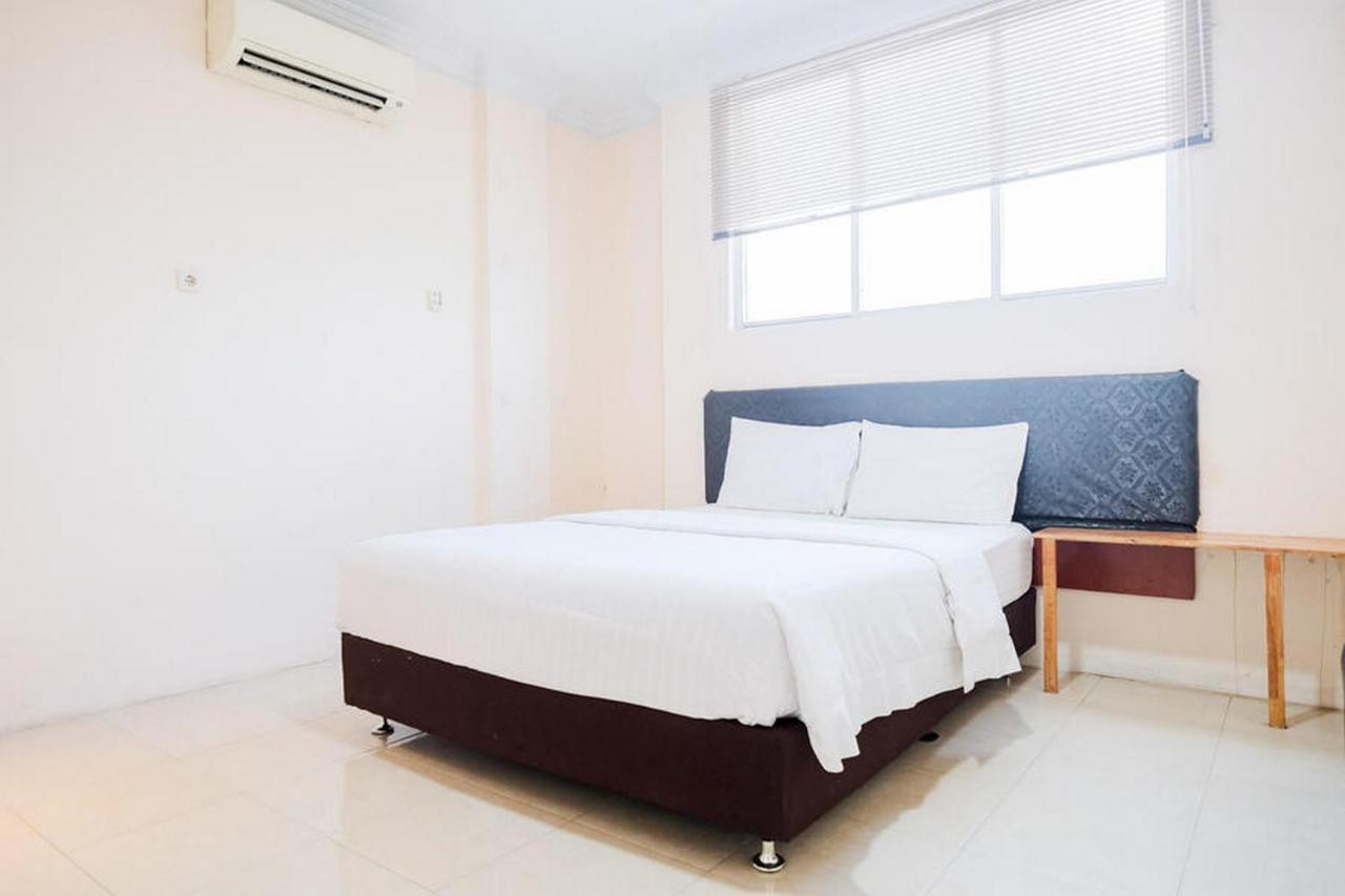 Waringin Residence Redpartner メダン エクステリア 写真