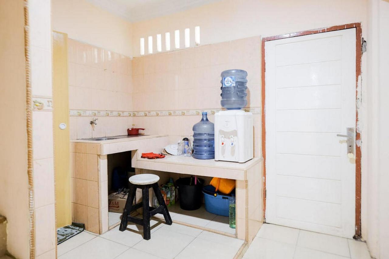 Waringin Residence Redpartner メダン エクステリア 写真