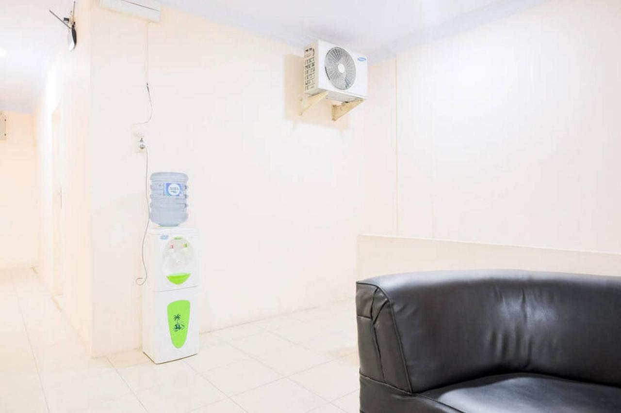 Waringin Residence Redpartner メダン エクステリア 写真